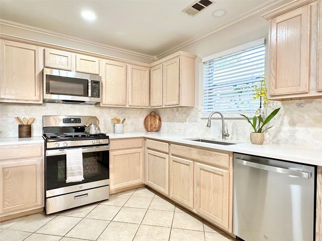 3510 Burkett Drive, La Porte, TX 77571