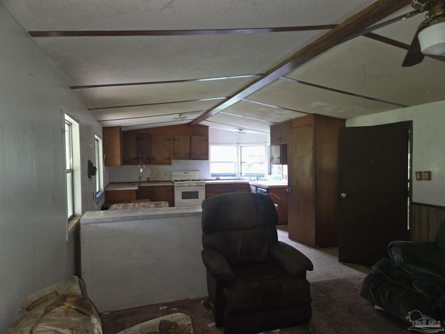 100 Cooper Rd, Cantonment, FL 32533