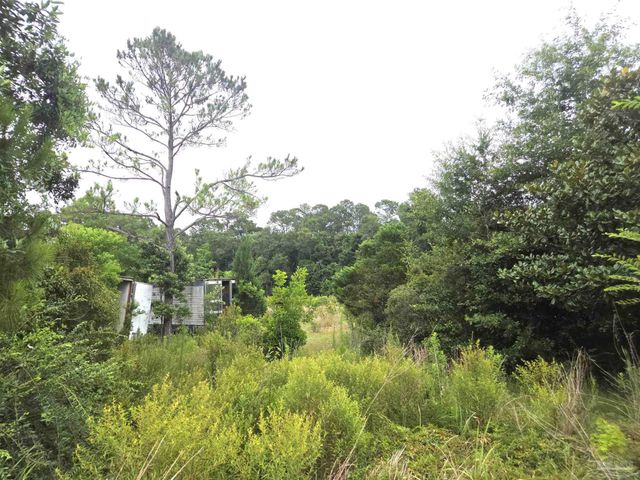 100 Cooper Rd, Cantonment, FL 32533