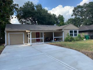 4018 Woodfox Street, Houston, TX 77025