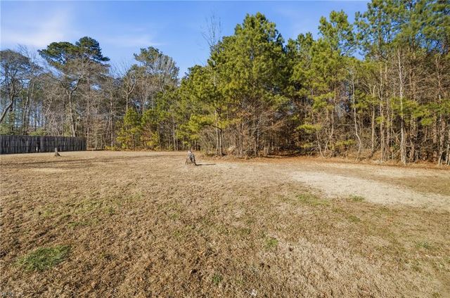 12387 Old Suffolk RD, Windsor, VA 23487