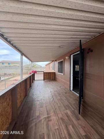 8601 N 71st Avenue 52, Peoria, AZ 85301