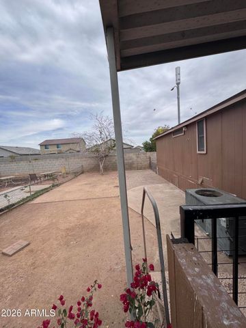 8601 N 71st Avenue 52, Peoria, AZ 85301