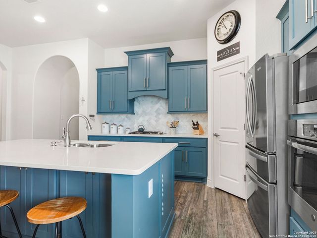 9700 Innes Pl, Boerne, TX 78006