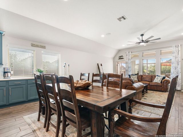 9700 Innes Pl, Boerne, TX 78006