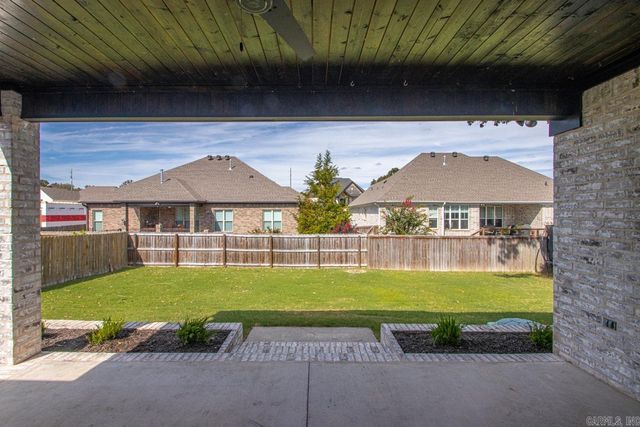 1609 Creekview, Sherwood, AR 72120