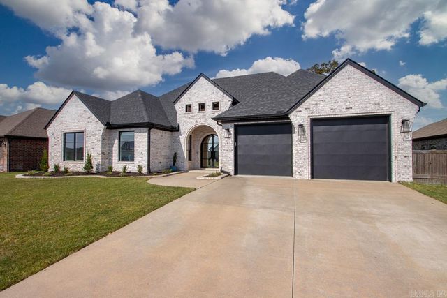 1609 Creekview, Sherwood, AR 72120