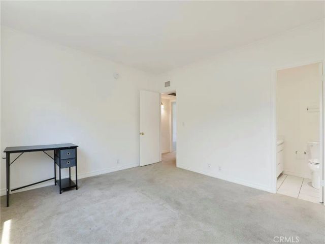 525 S Shelton Street South 205, Burbank, CA 91506
