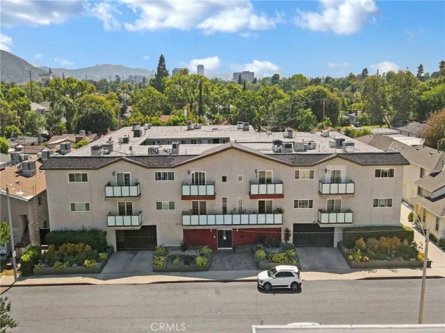 525 S Shelton Street South 205, Burbank, CA 91506