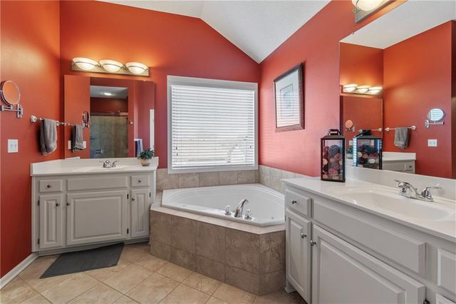 15914 W 161st Street, Olathe, KS 66062