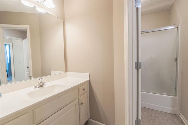 15914 W 161st Street, Olathe, KS 66062