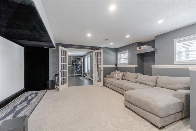 15914 W 161st Street, Olathe, KS 66062