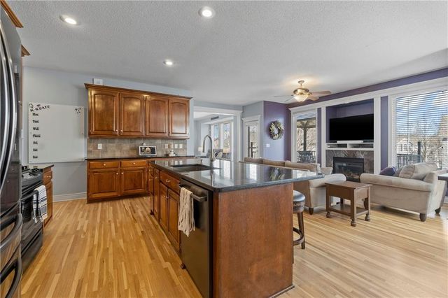 15914 W 161st Street, Olathe, KS 66062