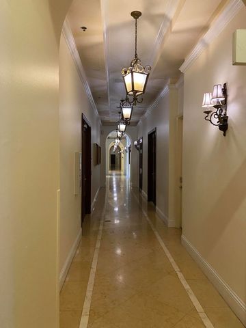 616 Clearwater Park Road 207, West Palm Beach, FL 33401