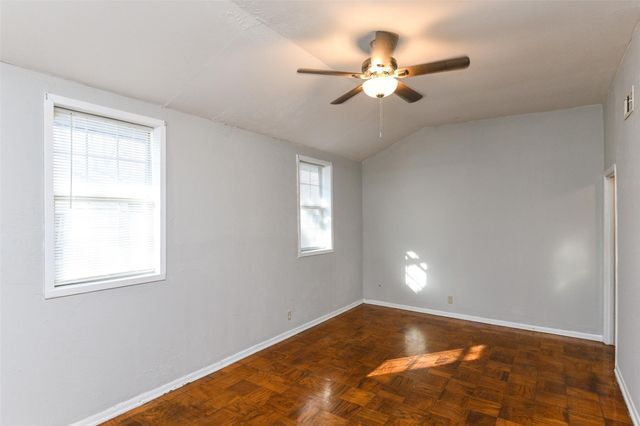 4722 Mccart Avenue, Fort Worth, TX 76115