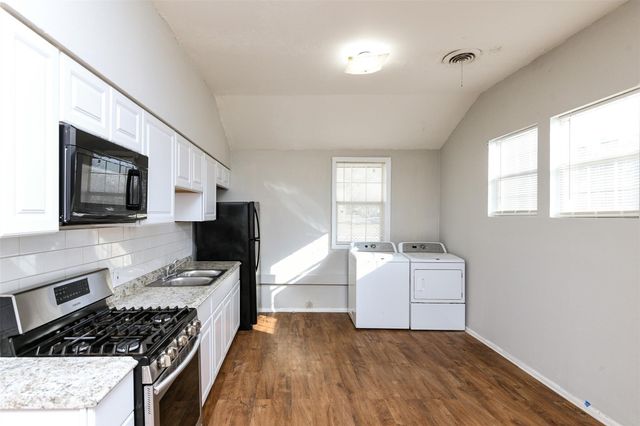 4722 Mccart Avenue, Fort Worth, TX 76115