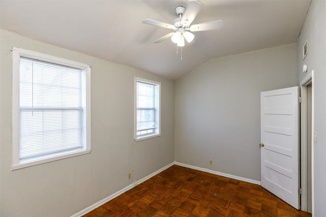 4722 Mccart Avenue, Fort Worth, TX 76115