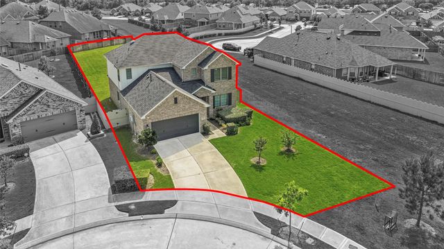 9702 Migrant Hawker Court, Conroe, TX 77385