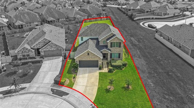 9702 Migrant Hawker Court, Conroe, TX 77385