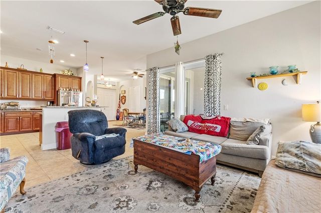 1804 SW 42nd ST, Cape Coral, FL 33914