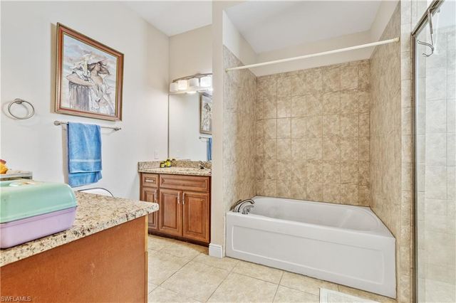 1804 SW 42nd ST, Cape Coral, FL 33914