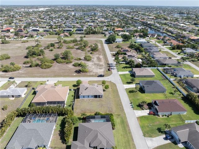 1804 SW 42nd ST, Cape Coral, FL 33914