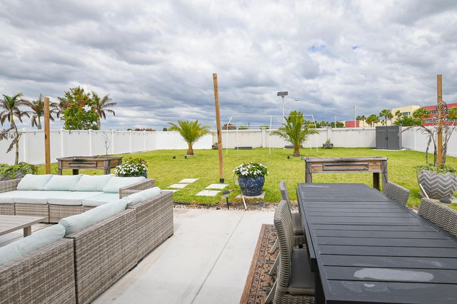 7472 NW Greenspring Street, Port St. Lucie, Port St Lucie, FL 34987