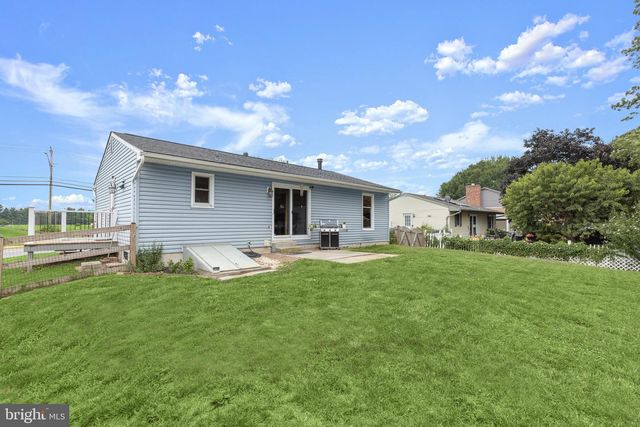 818 UNIONTOWN RD, Westminster, MD 21158