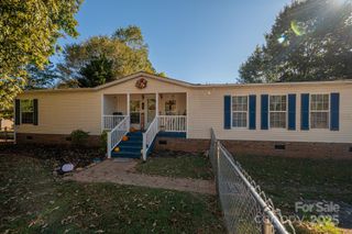 1341 Mirror Lake Road, Lincolnton, NC 28092