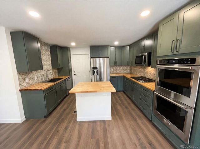 3624 S Olathe Street, Aurora, CO 80013