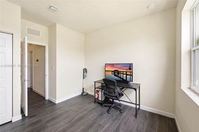 142 SE 28th Ter 6, Homestead, FL 33033