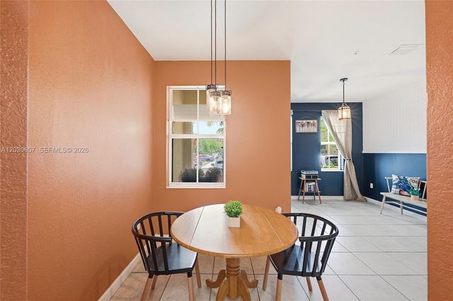 142 SE 28th Ter 6, Homestead, FL 33033