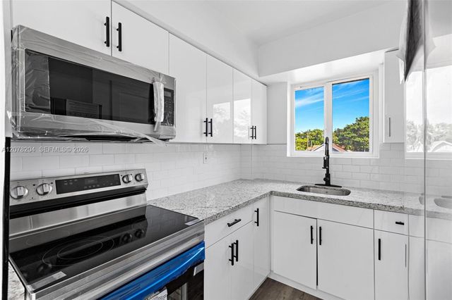 7606 N Miami Avenue 7606, Miami, FL 33150