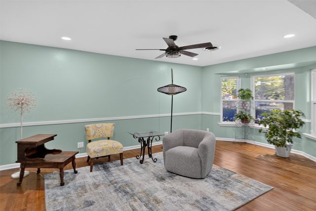 1601 W Tucker Boulevard, Arlington, TX 76013