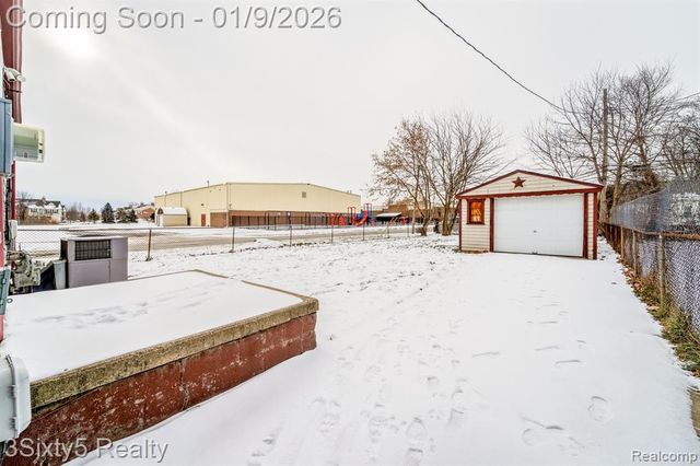 12320 Syracuse Street, Taylor, MI 48180