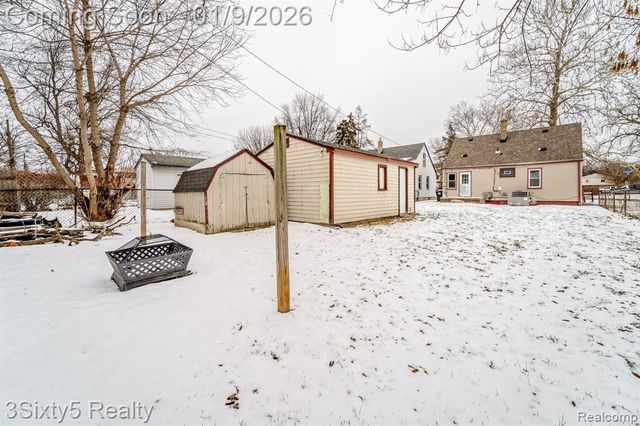 12320 Syracuse Street, Taylor, MI 48180