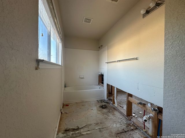 202 Agency Oaks, San Antonio, TX 78249