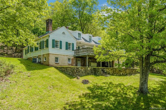 982 Bradley Parkway, Blauvelt, NY 10913