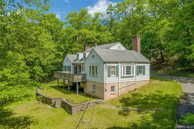 982 Bradley Parkway, Blauvelt, NY 10913