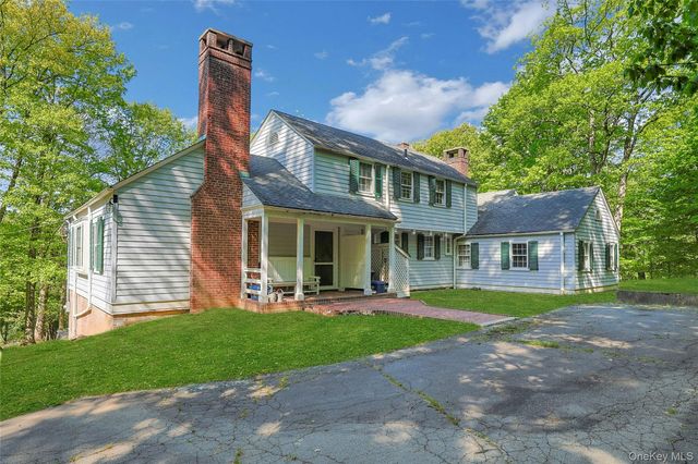982 Bradley Parkway, Blauvelt, NY 10913
