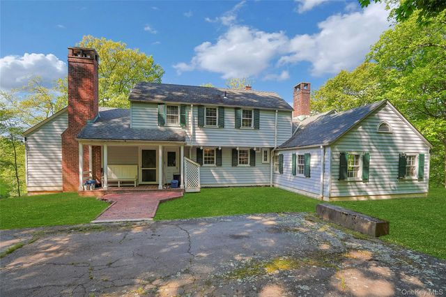 982 Bradley Parkway, Blauvelt, NY 10913
