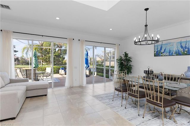 7983 Valentina CT, Naples, FL 34114