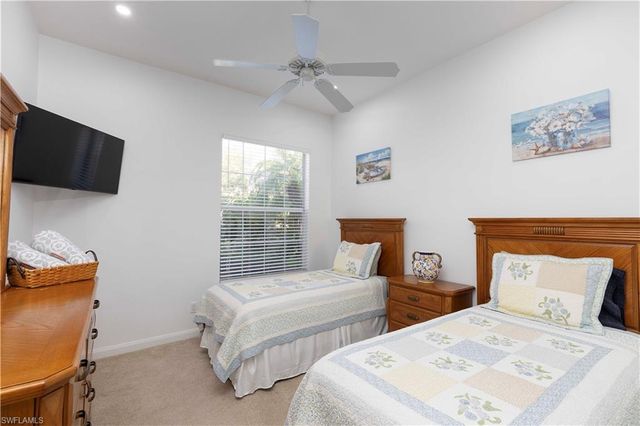 7983 Valentina CT, Naples, FL 34114