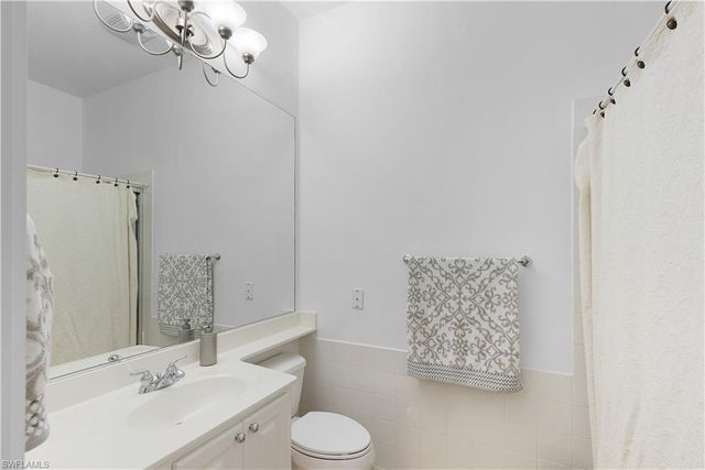 7983 Valentina CT, Naples, FL 34114