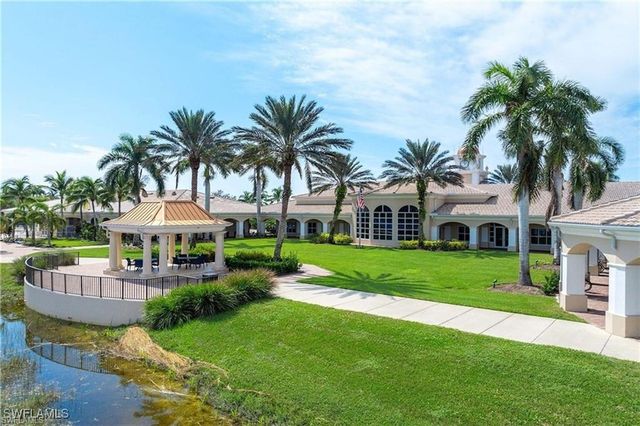 7983 Valentina CT, Naples, FL 34114