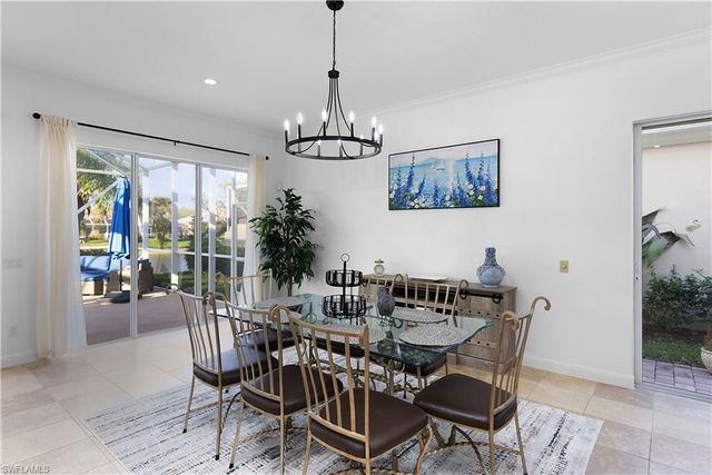 7983 Valentina CT, Naples, FL 34114