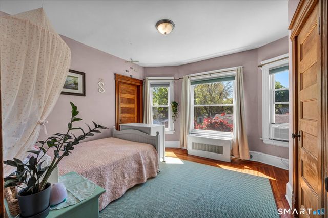 52 Stuart Street, Newington, CT 06111