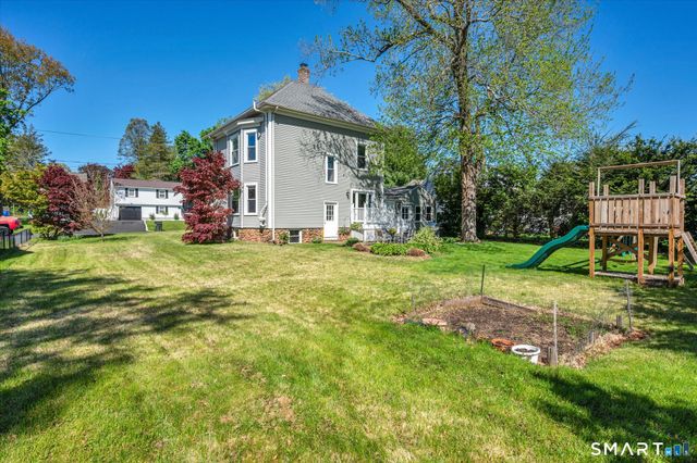 52 Stuart Street, Newington, CT 06111