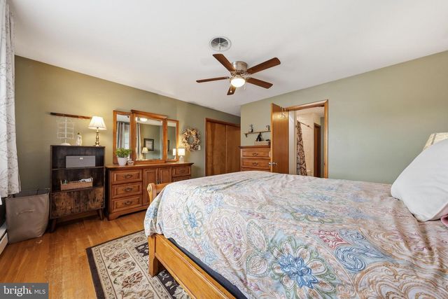 24 SPRINGFIELD LN, Williamsport, MD 21795