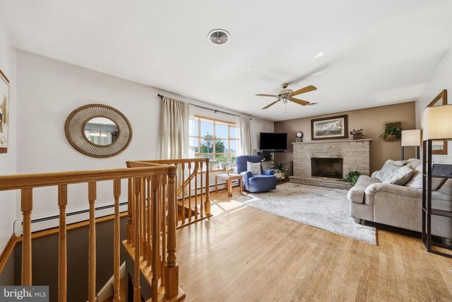 24 SPRINGFIELD LN, Williamsport, MD 21795